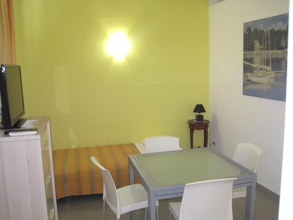 Colombo Apartments Sanremo Pokoj fotografie