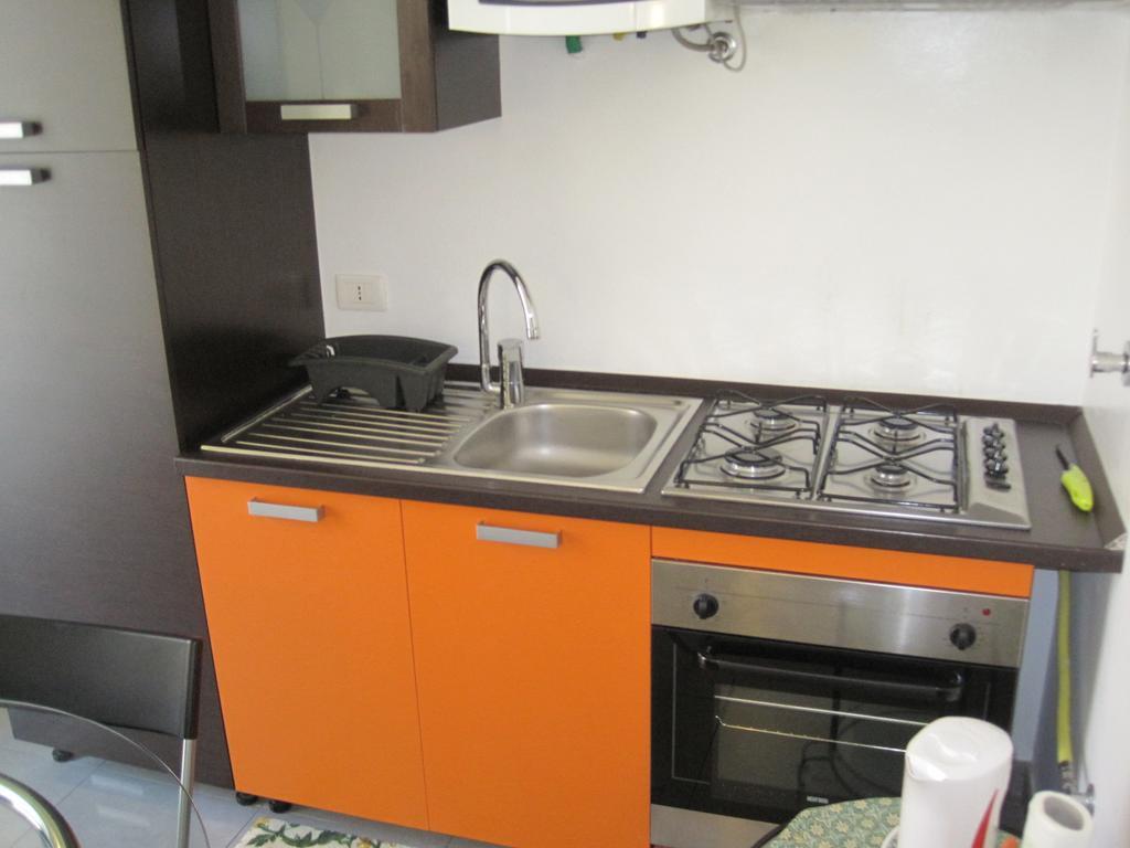 Colombo Apartments Sanremo Pokoj fotografie